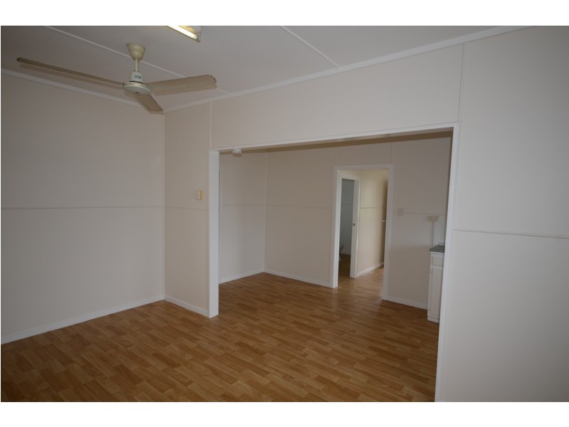 15 Johnston Road, Mossman QLD 4873