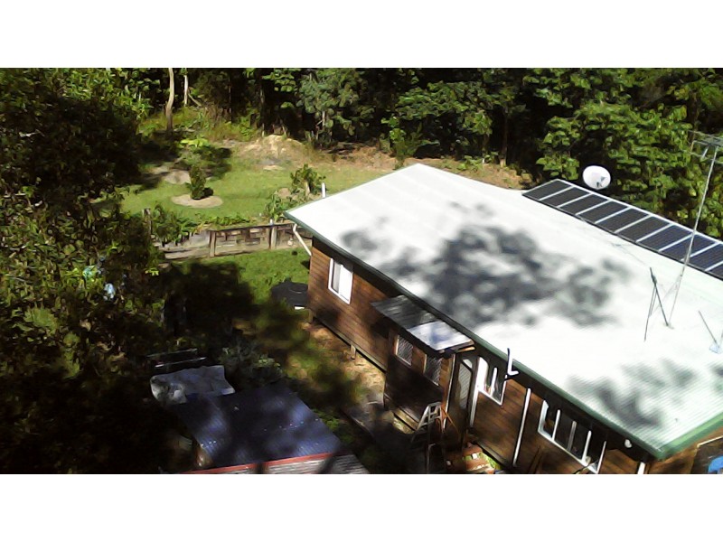 10 White Beech Road, Daintree QLD 4873