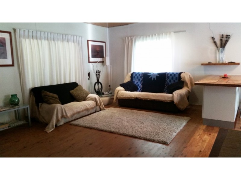 10 White Beech Road, Daintree QLD 4873