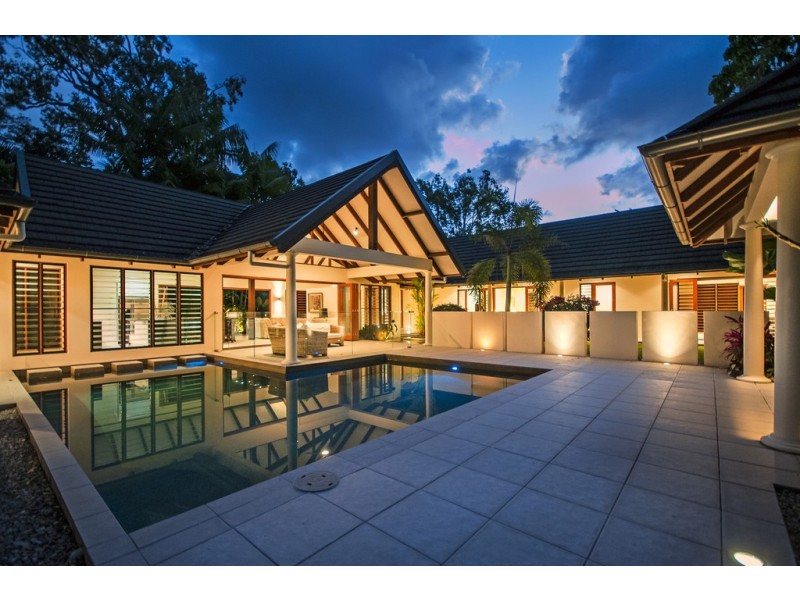 2/14 Barrier St (The Sands), Port Douglas QLD 4877