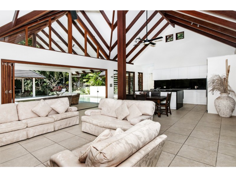 2/14 Barrier St (The Sands), Port Douglas QLD 4877