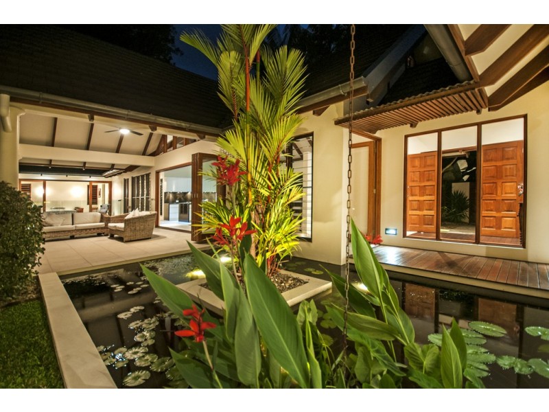 2/14 Barrier St (The Sands), Port Douglas QLD 4877