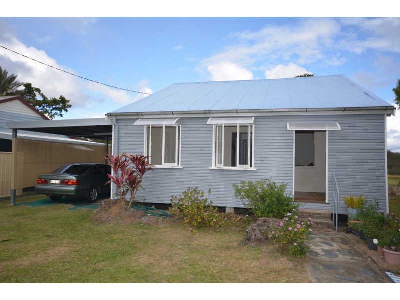 6 Vains Close, Mount Molloy QLD 4871