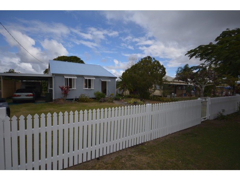 6 Vains Close, Mount Molloy QLD 4871