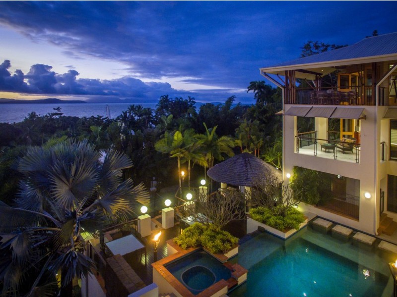 1 Island Point Road, Port Douglas QLD 4877