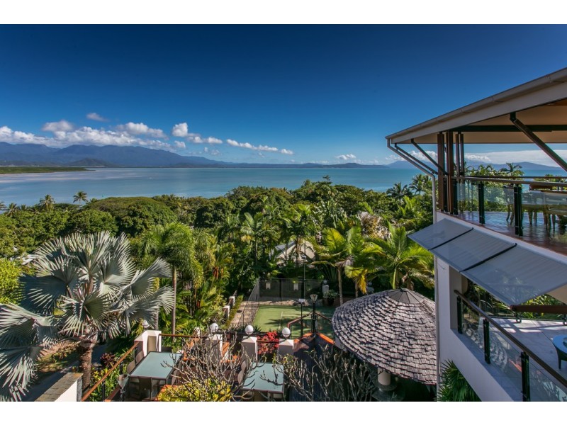 1 Island Point Road, Port Douglas QLD 4877