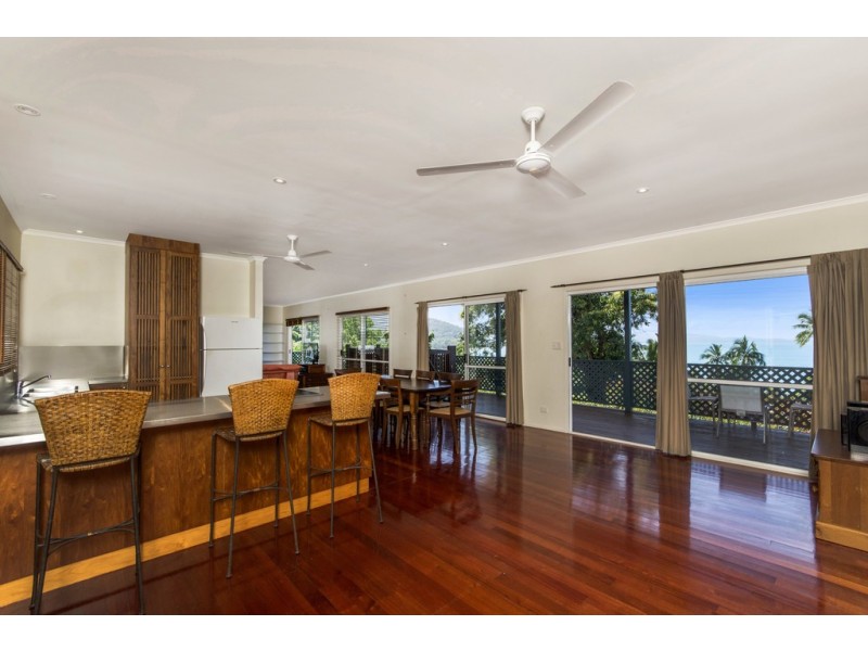1301 Mossman Daintree Road, Rocky Point QLD 4873