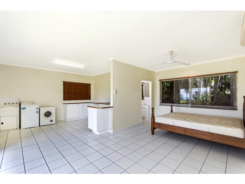 1301 Mossman Daintree Road, Rocky Point QLD 4873