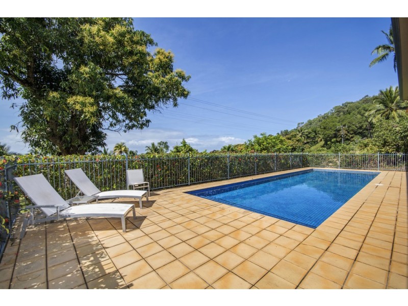 1301 Mossman Daintree Road, Rocky Point QLD 4873