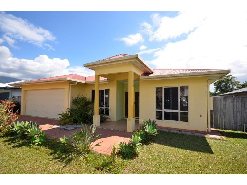 22 Riflebird Cres, Mossman QLD 4873