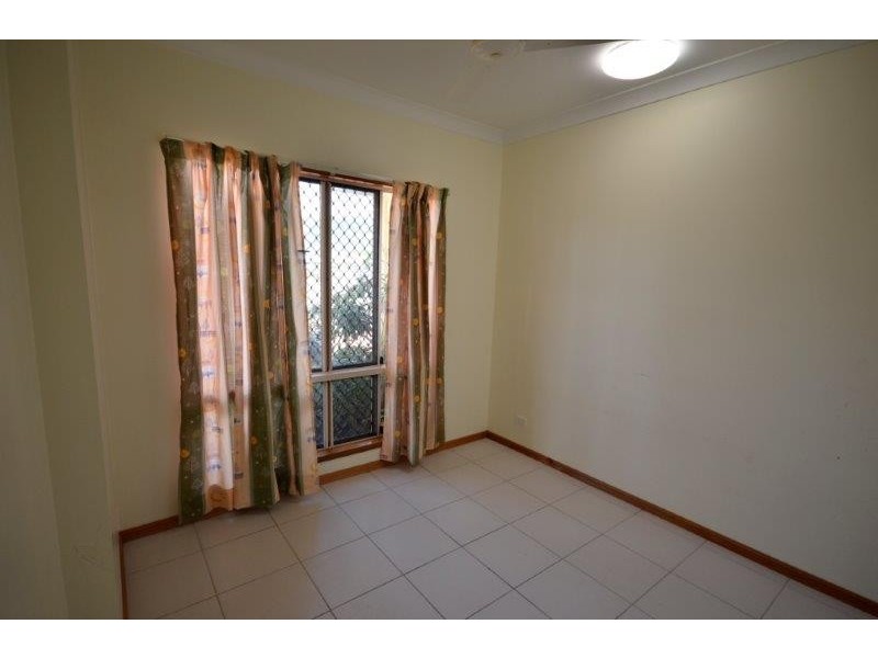 22 Riflebird Cres, Mossman QLD 4873