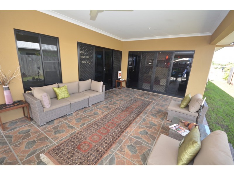 3 Yidi Close, Cooya Beach QLD 4873