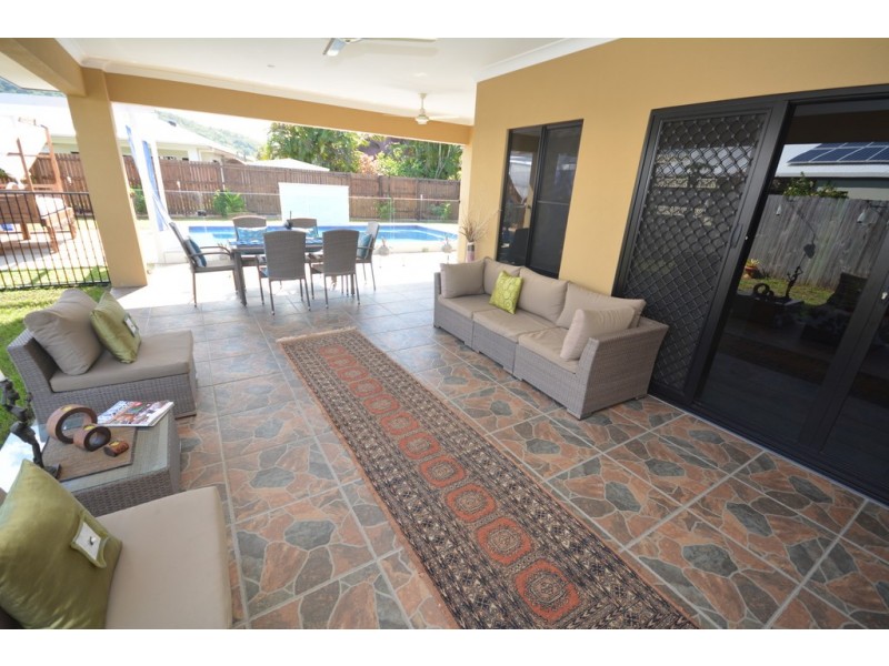 3 Yidi Close, Cooya Beach QLD 4873