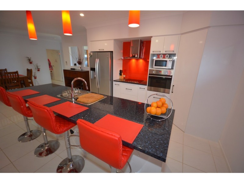 3 Yidi Close, Cooya Beach QLD 4873