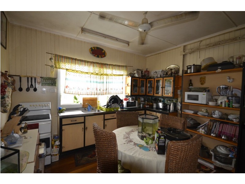 3 Enid May Lane, Mossman QLD 4873