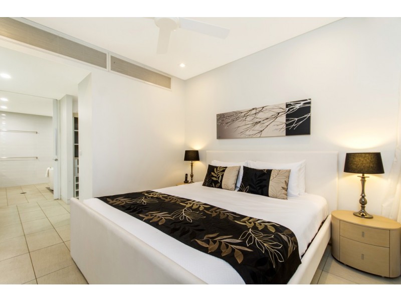 Port Douglas QLD 4877