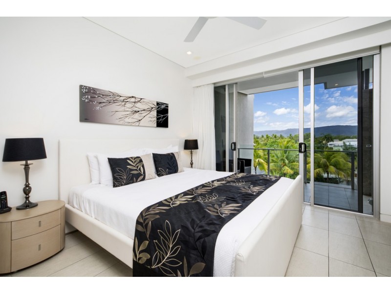 Port Douglas QLD 4877