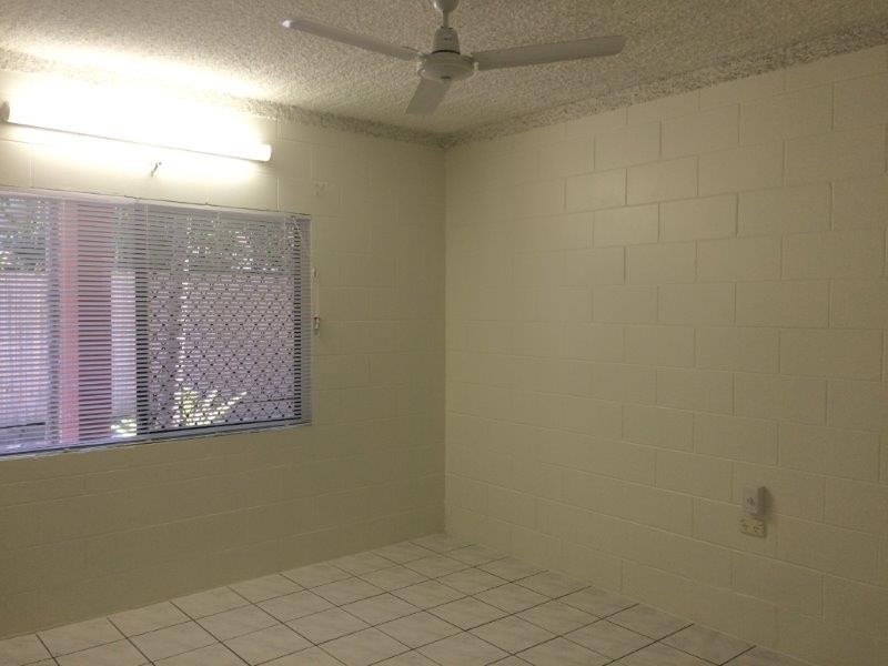 2/11 Marine Parade, Newell QLD 4873