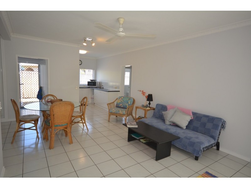2/13 Craven Close, Port Douglas QLD 4877