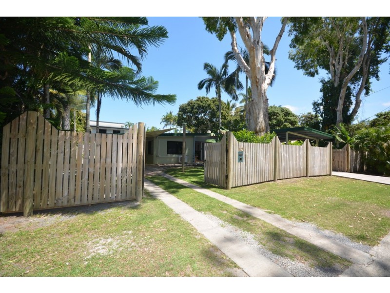 12 Nautilus Street, Port Douglas QLD 4877