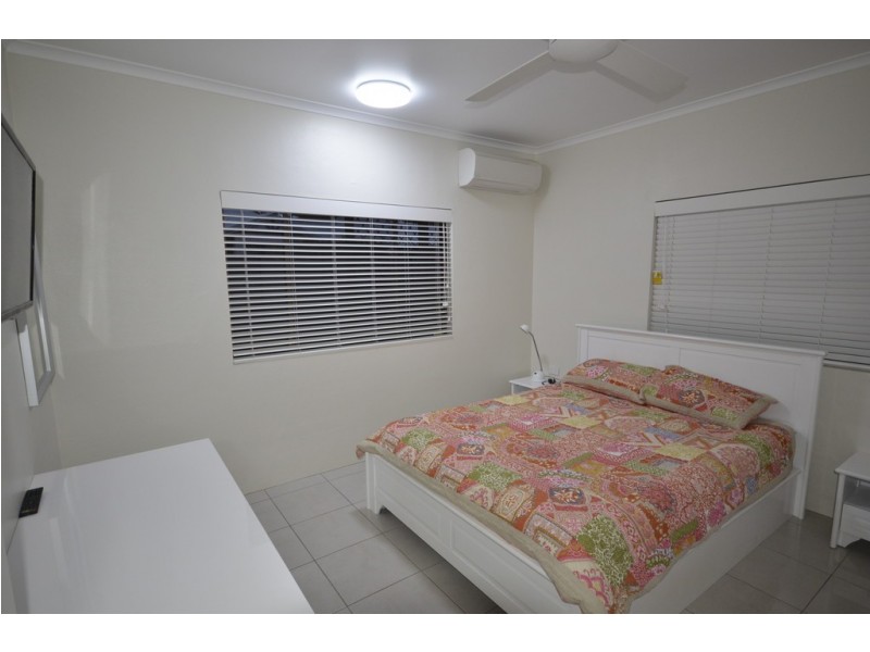 9/7 Barrier Street (Port Douglas Boulevarde), Port Douglas QLD 4877