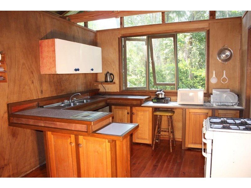 39 CAPE TRIBULATION RD KIMBERLEY, Daintree QLD 4873