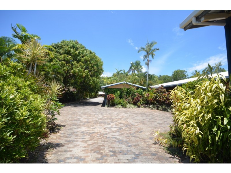 Unit 17 121 Davidson St (Lazy Lizard Motel), Port Douglas QLD 4877