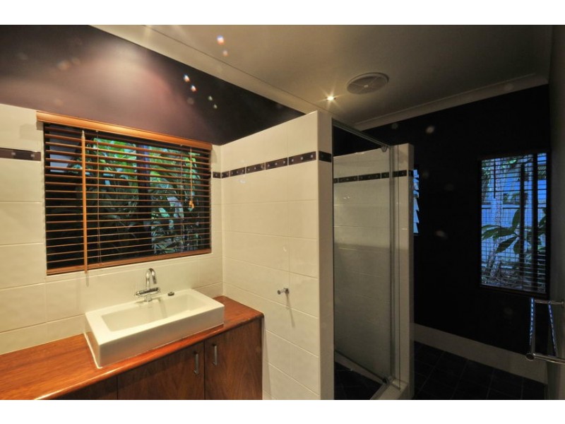 5 Triton Crescent, Port Douglas QLD 4877