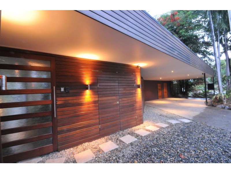 5 Triton Crescent, Port Douglas QLD 4877