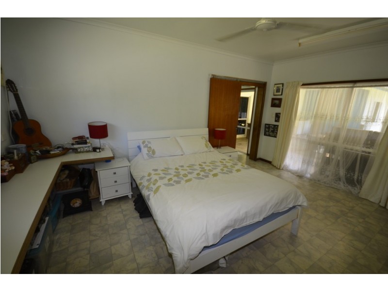 261 Bamboo Creek Road, Miallo QLD 4873