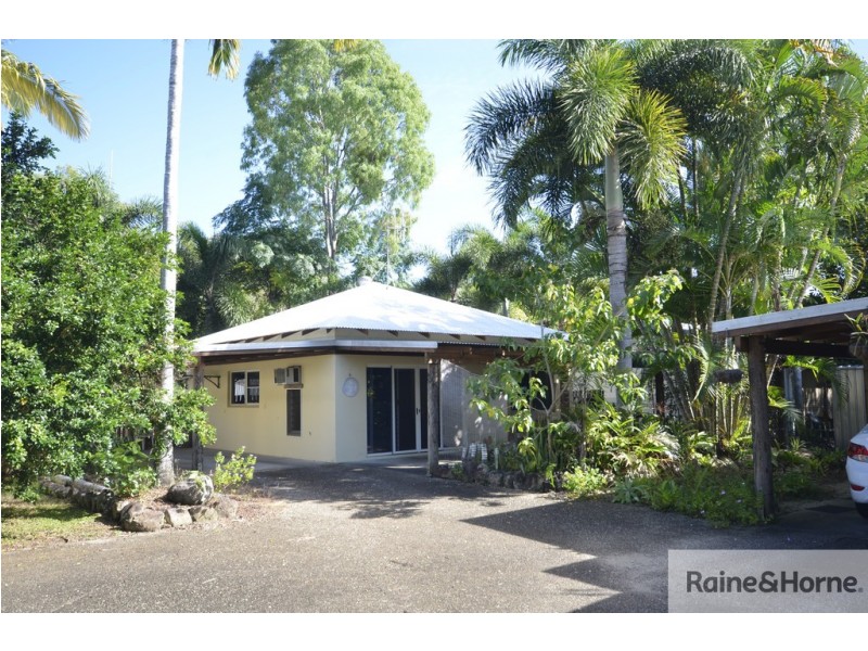 Unit 6 10-12 Albatross Close, Cooya Beach QLD 4873