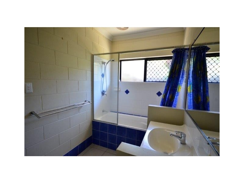11 Shalom Close, Cooya Beach QLD 4873