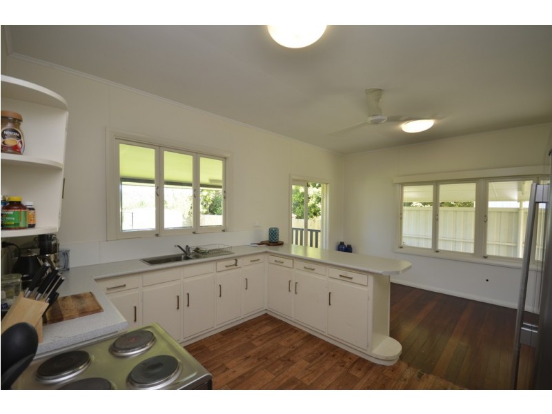 52 Alchera Drive, Mossman QLD 4873