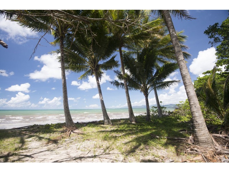 68 Marine Parade, Newell QLD 4873