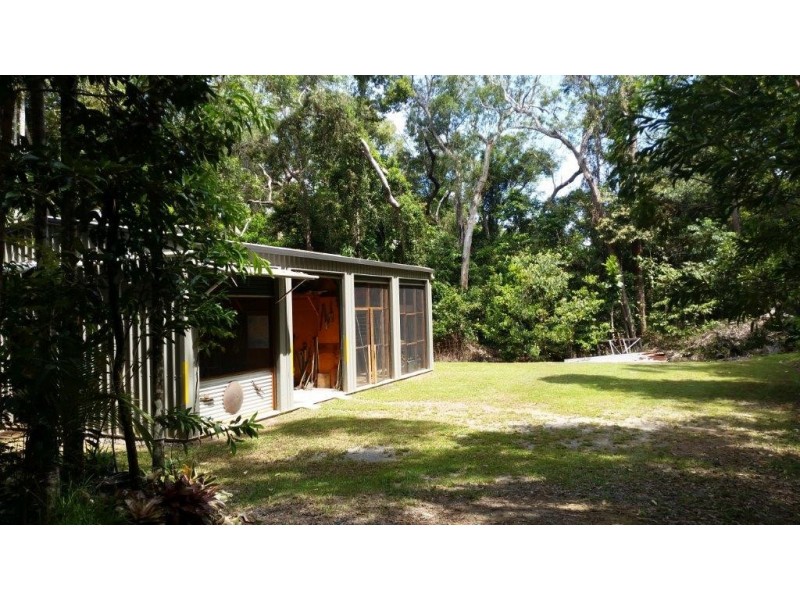 147 Wattle Close Cow Bay, Daintree QLD 4873