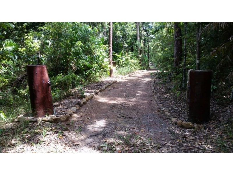 147 Wattle Close Cow Bay, Daintree QLD 4873