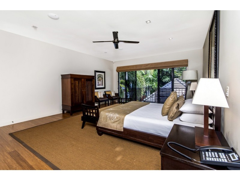35 Beachfront Mirage Estate, Port Douglas QLD 4877