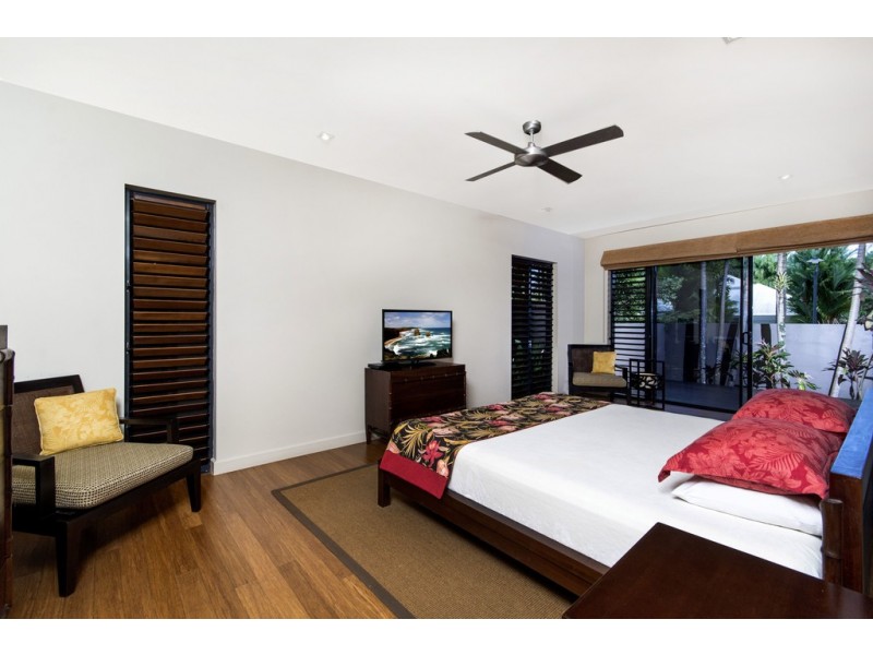 35 Beachfront Mirage Estate, Port Douglas QLD 4877