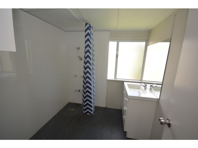 24 Junction Road, Mossman QLD 4873