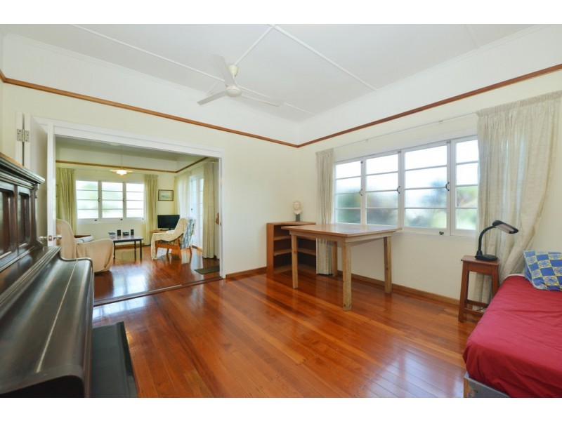 7 Owen Street, Mossman QLD 4873