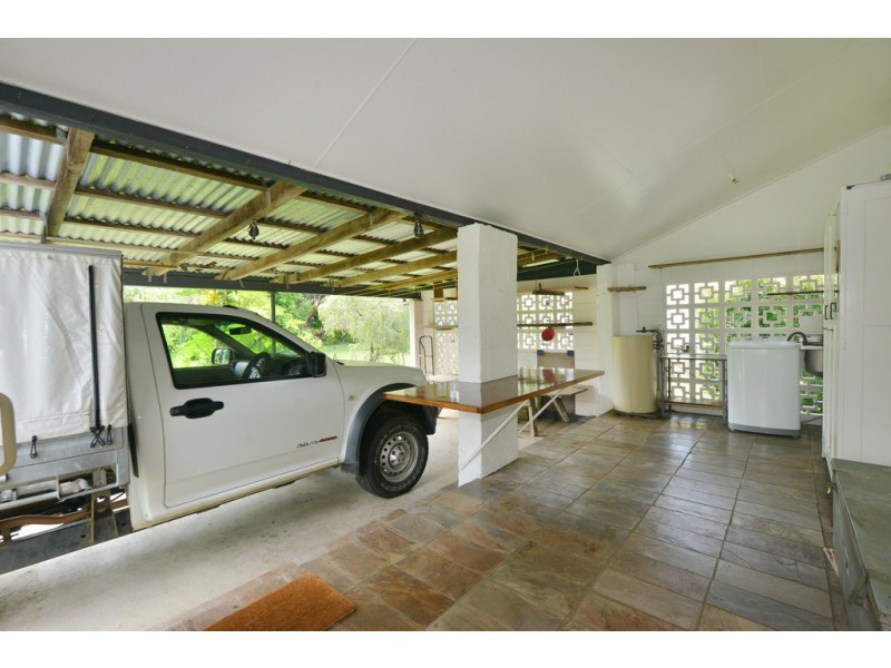 7 Owen Street, Mossman QLD 4873