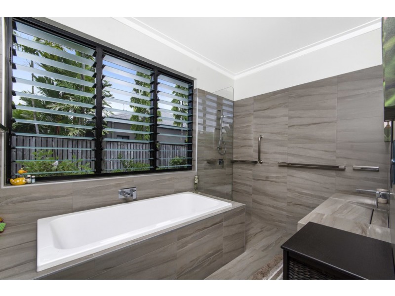 14 The Lake Estate, Old Port Road, Port Douglas QLD 4877