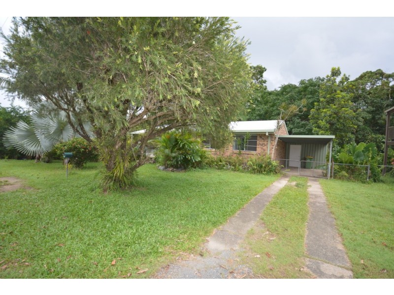 9 Wattle Street, Mossman QLD 4873