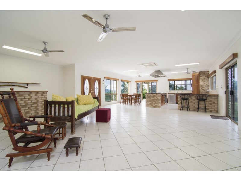 5 Dagmar Close, Lower Daintree QLD 4873