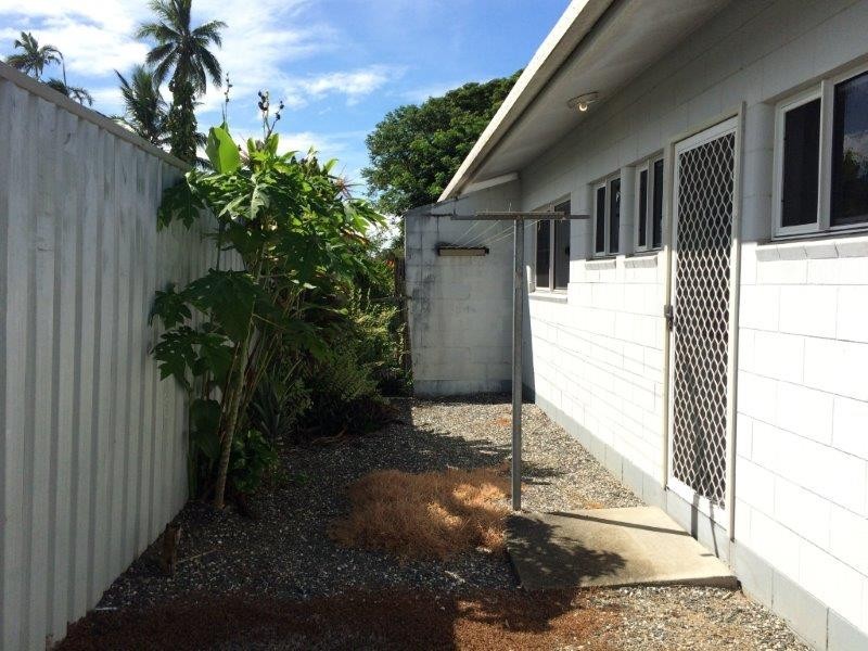 5/11a Johnston Road, Mossman QLD 4873