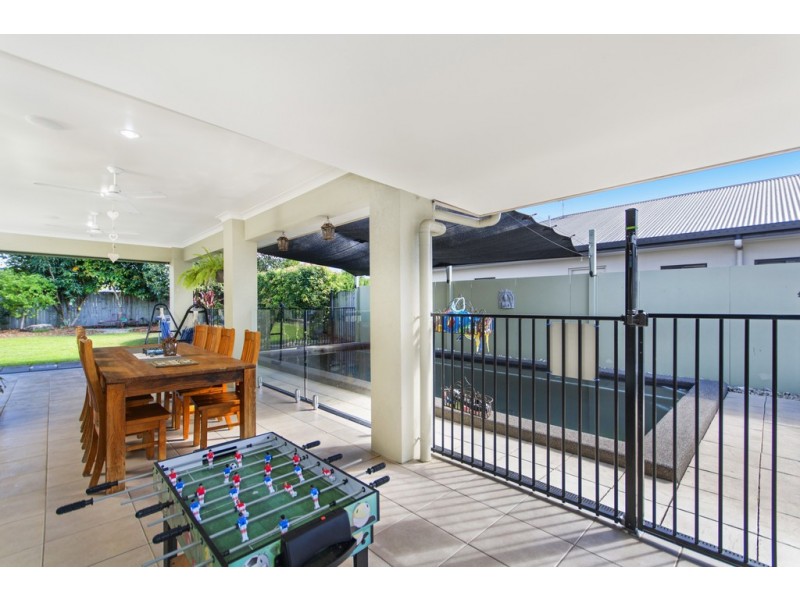 31 Riflebird Crescent, Mossman QLD 4873