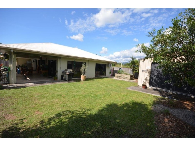 31 Riflebird Crescent, Mossman QLD 4873