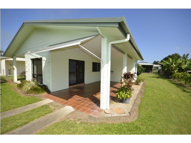 12 Middlemiss Street, Mossman QLD 4873