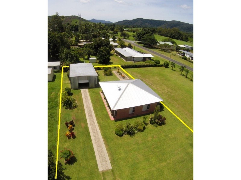 5 Power Street, Daintree QLD 4873