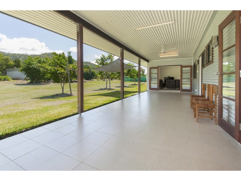 112 Mijo Road, Miallo QLD 4873